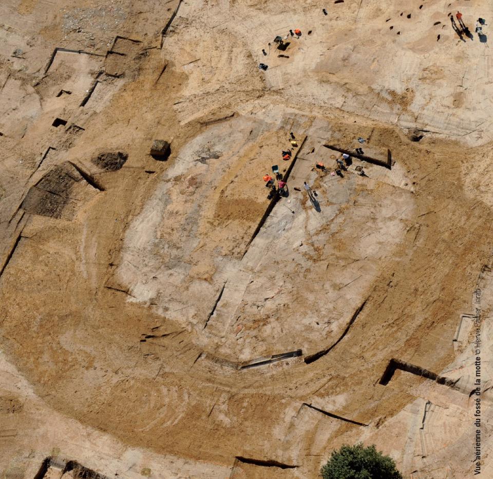  la naissance d'un bourg au Moyen &Acirc;ge
