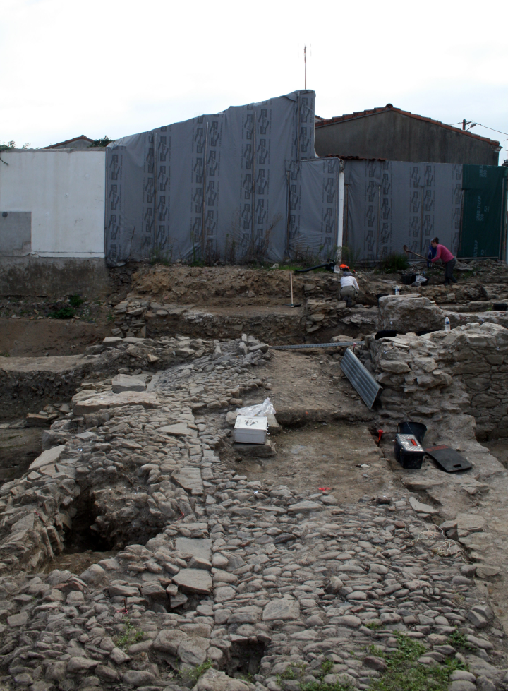 Rue empierr&eacute;e (calade) 