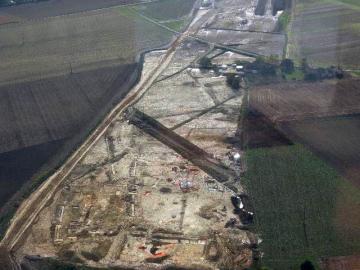 Vue aérienne du site à l'issue de la première phase de décapage