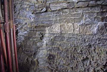 Vue de la base de la tour