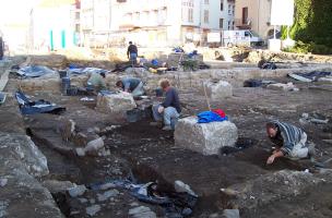 Centre ancien, place du Mar&eacute;chal de Lattre de Tassigny