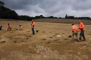 Un habitat de l'âge du Bronze et une ferme médiévale découverts à Caudan (Morbihan)
