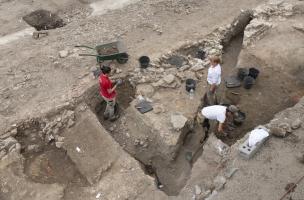 Fouille d'une cave - Meaux, rue saint-fiacre