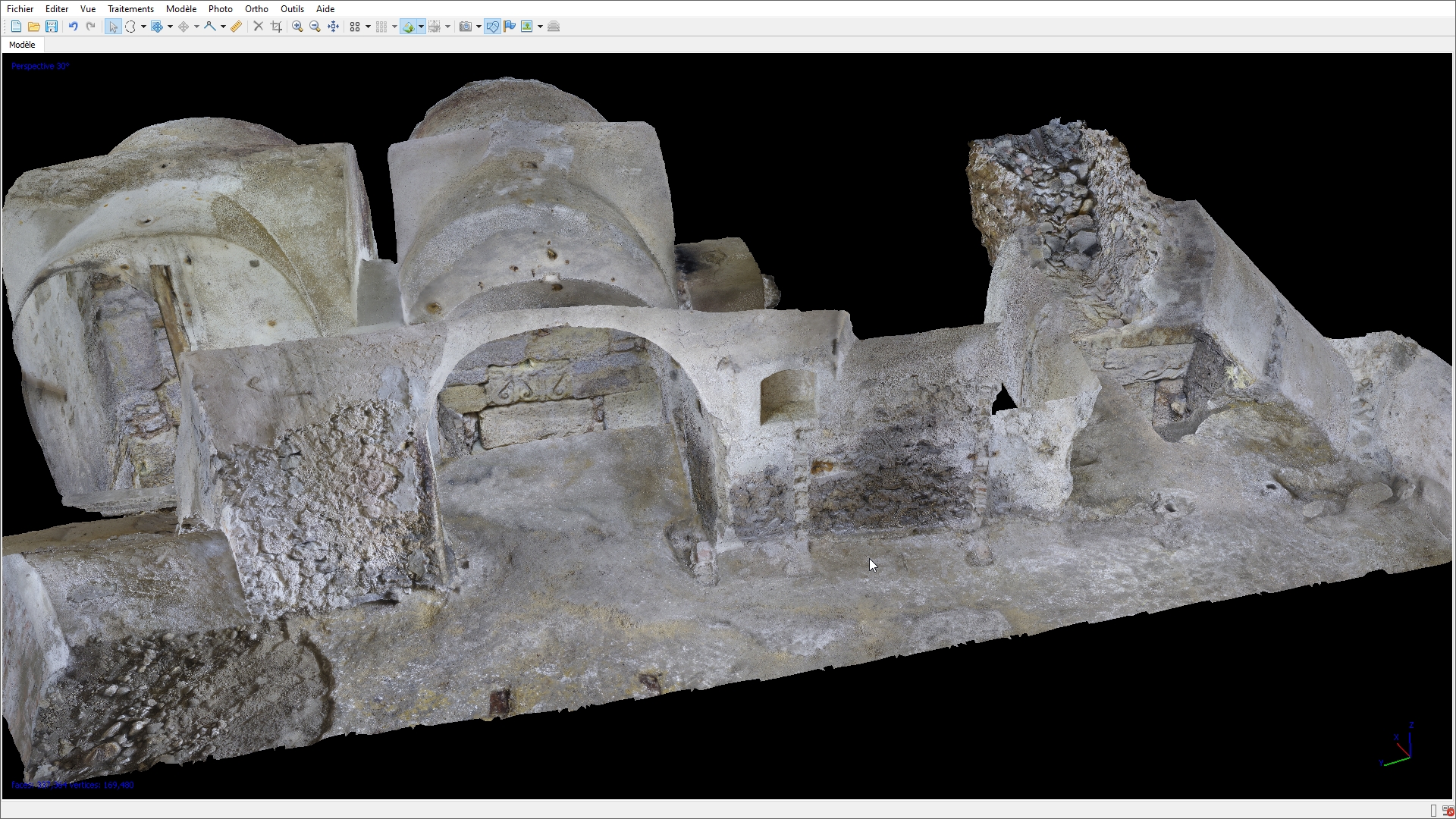 Fig.10. Le mod&egrave;le d&rsquo;une cave &agrave; Meaux. Les photos ont &eacute;t&eacute; r&eacute;alis&eacute;es &agrave; l&rsquo;aide d&rsquo;un &eacute;clairage homog&egrave;ne de type ballon.